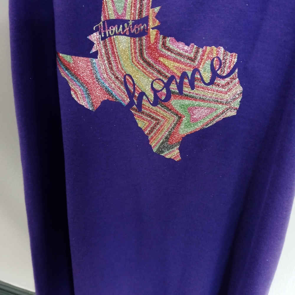 Custom apparel - Picture 15 of 16